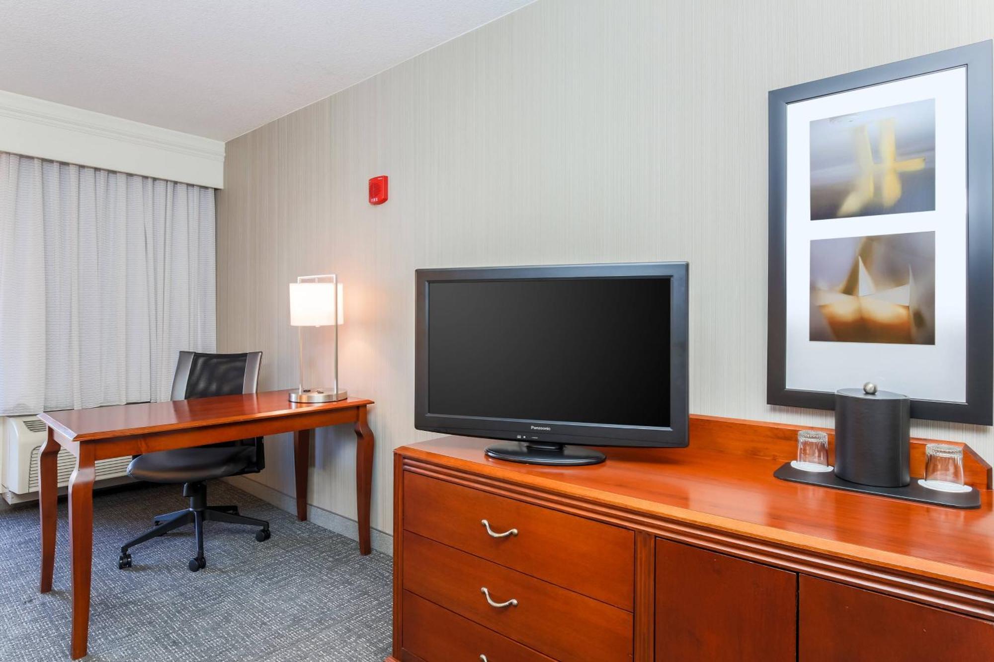 Courtyard By Marriott Roseville Galleria Mall/Creekside Ridge Drive Luaran gambar